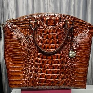 Brahmin satchel handbag - Like new, only used once